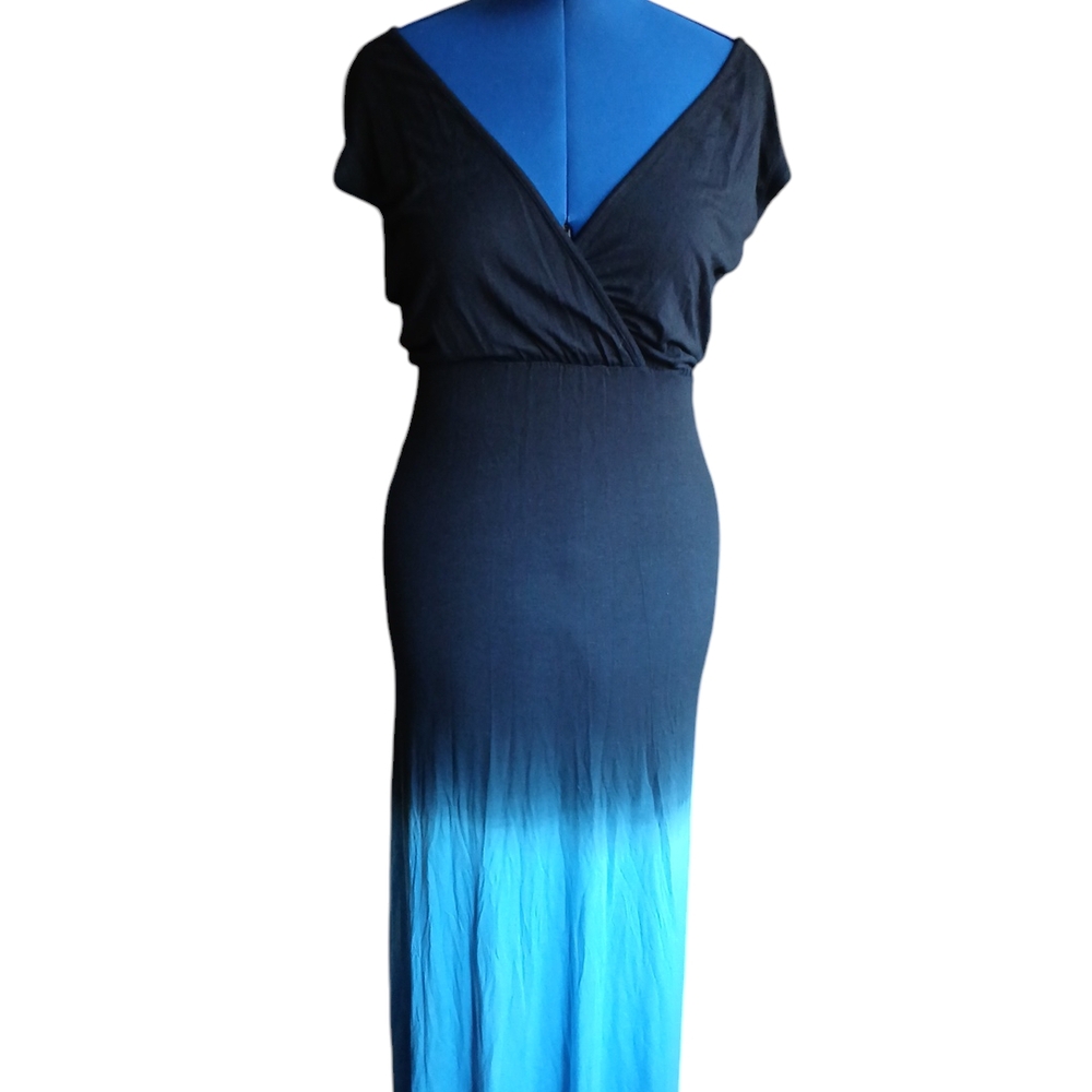 Chic Black and Blue Ombre Dress